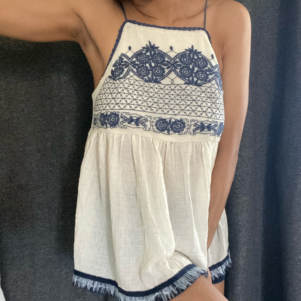 Embroidered TOP !! - Picture 8 of 10